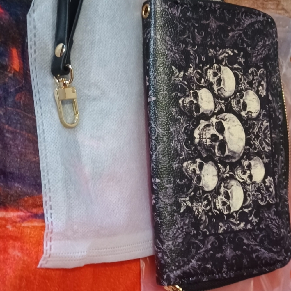 Gothic Black Skull Pattern  Long Wallet Vegan Leather - Picture 3 of 4